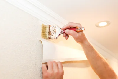 Pose de papier peint à Vendes — revêtements muraux et toiles de verre